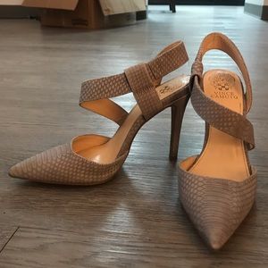 Vince. Mauro Calin Grey Snakeskin heels